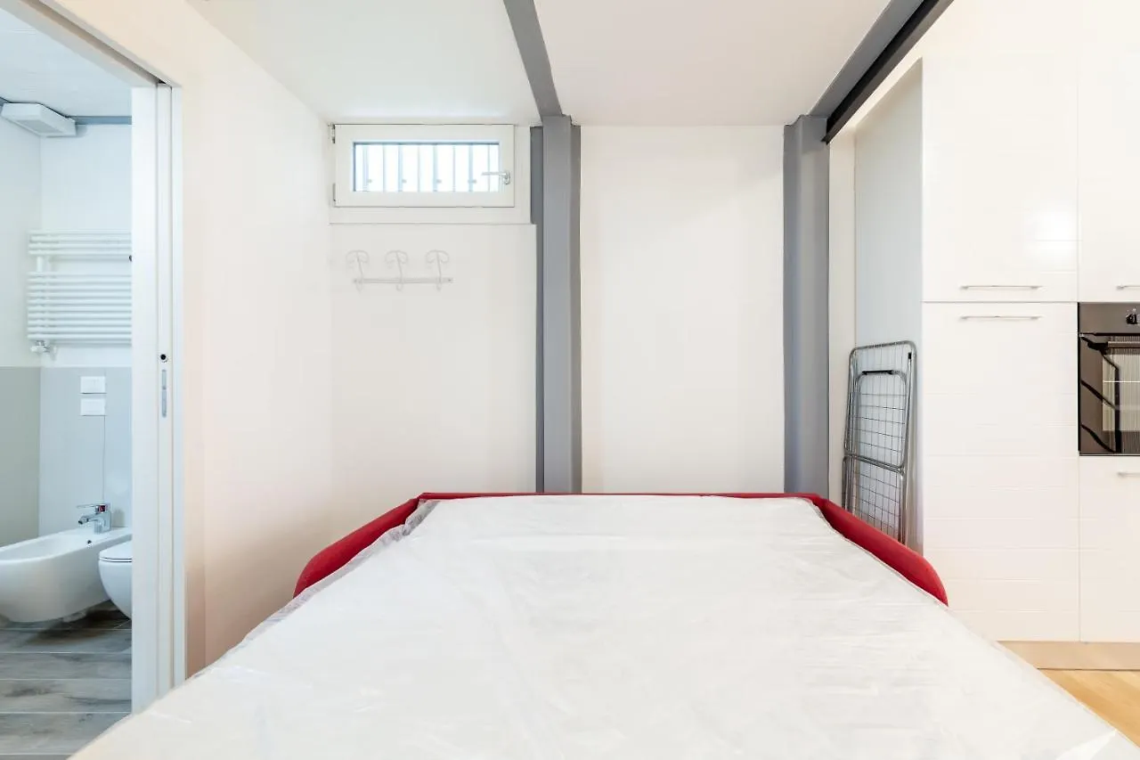 アパート Gina Guest House ボローニャ イタリア